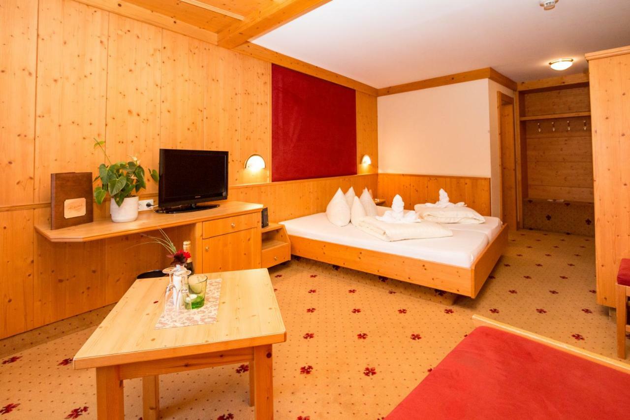 Familienhotel Alpina All Inklusive Wenns Kültér fotó