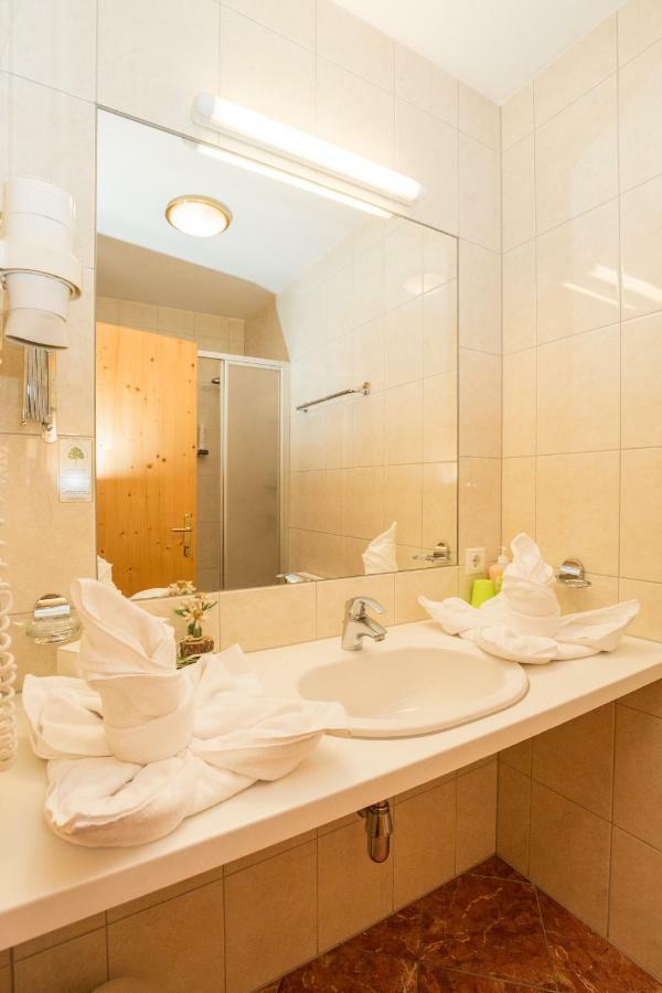 Familienhotel Alpina All Inklusive Wenns Kültér fotó